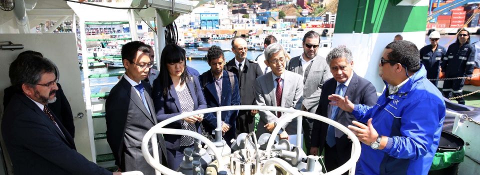 Delegation of Japan visits scientific ship Abate Molina in Valparaíso