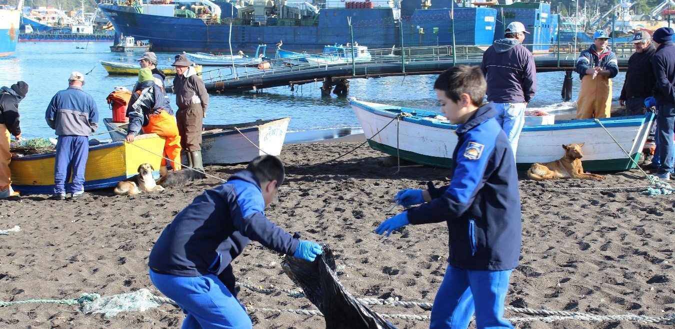 700 kilos de basura se retiraron de caleta Lenga y Tumbes