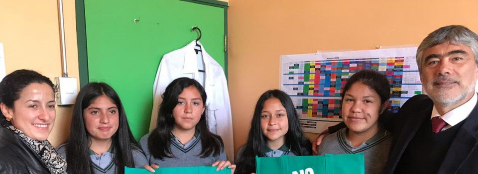 IFOP en conjunto con la Municipalidad de Concón realizan charlas ecológicas en colegios