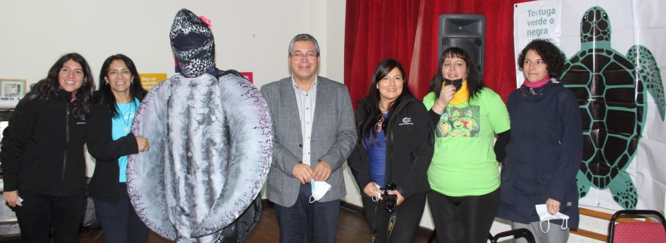 UPLA e IFOP promueven la conservación de tortugas marinas con escolares de Valparaíso