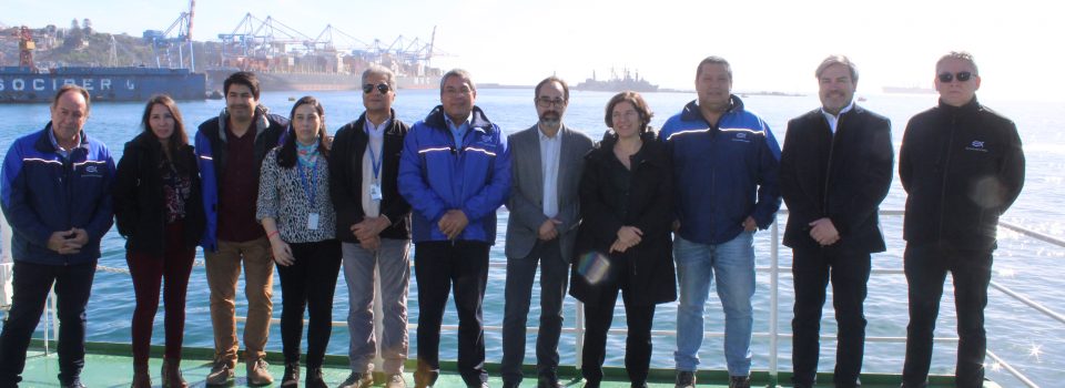 Minister of Science visits Abate Molina Scientific Vessel