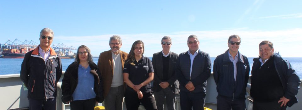 Consejo Directivo IFOP, visita Buque Científico Dra. Barbieri