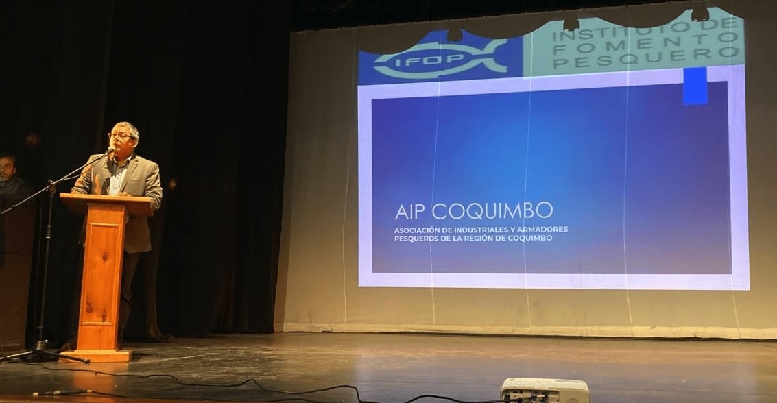 IFOP researchers present at a climatic changeworkshop