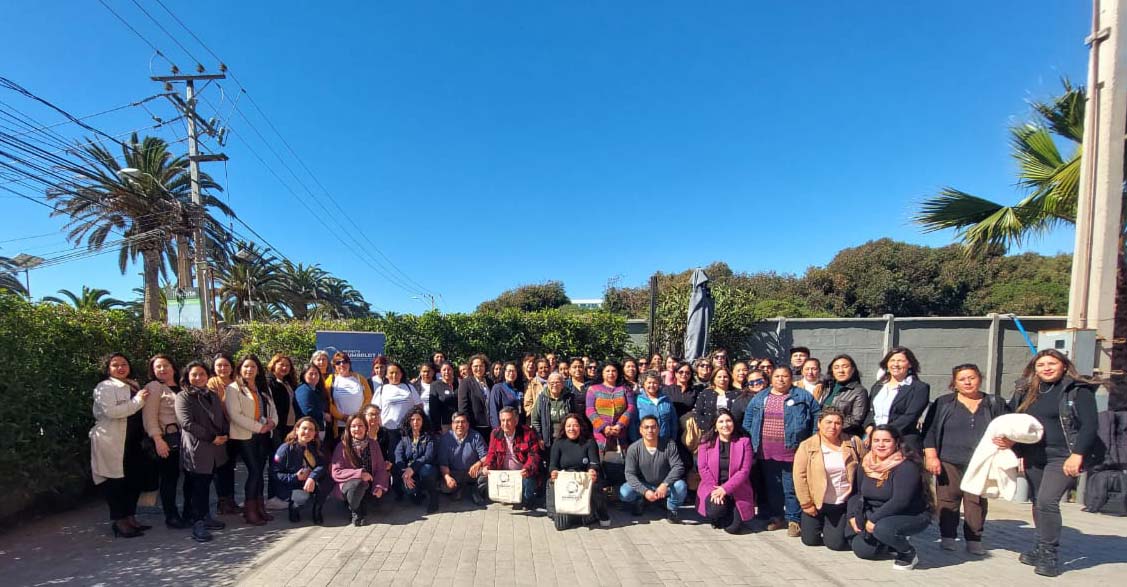 Women in artisanal fishing meet to exchange experiences