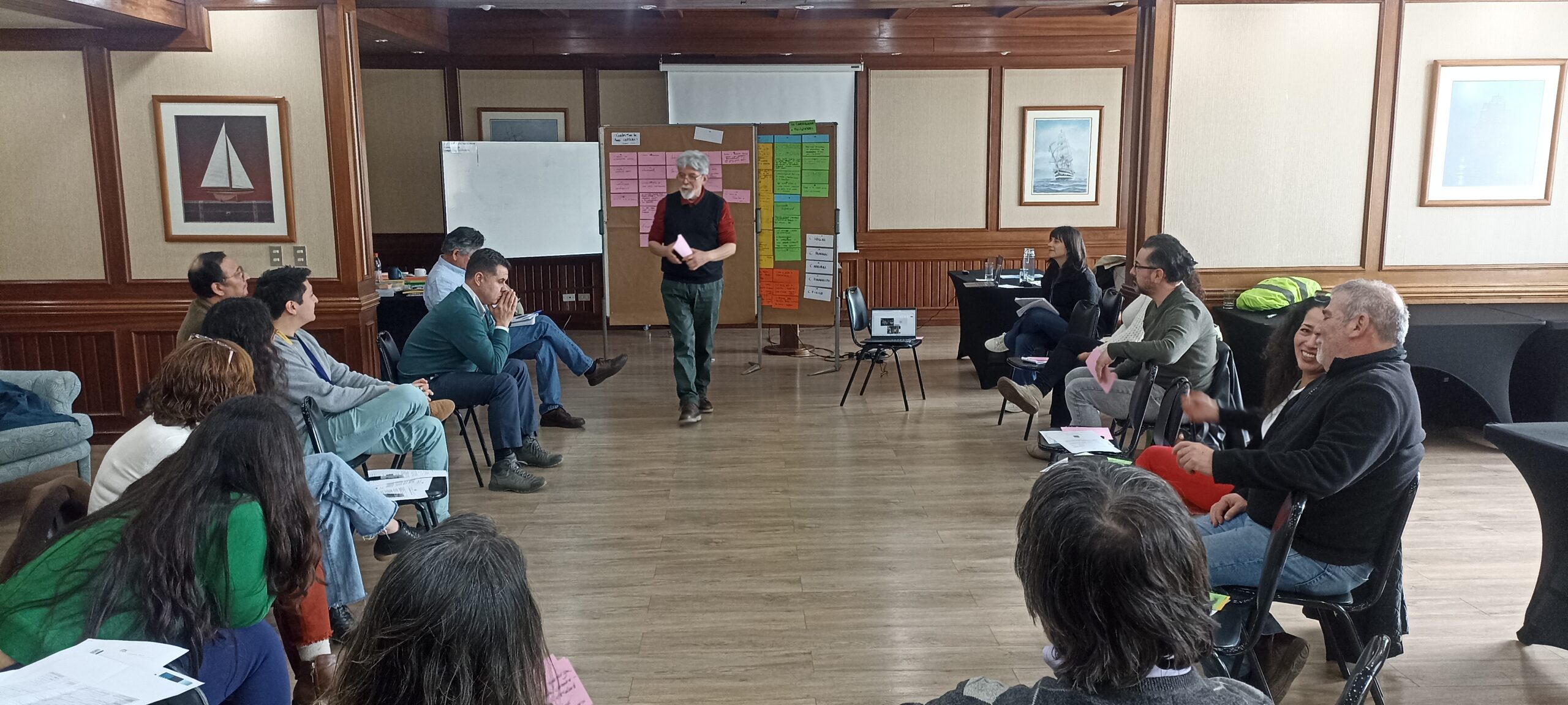 Workshop addresses strategies for the development of artisanal fishing and small-scale aquaculture in the Los Lagos Region