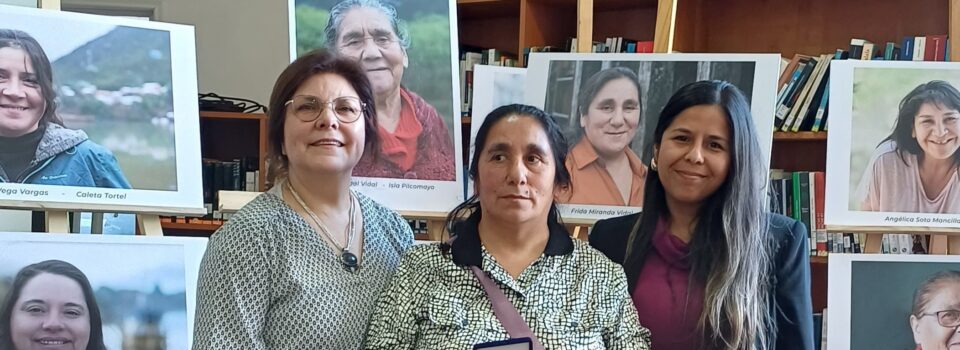 Launch of the photobook Women of the Sea of ​​Aysén