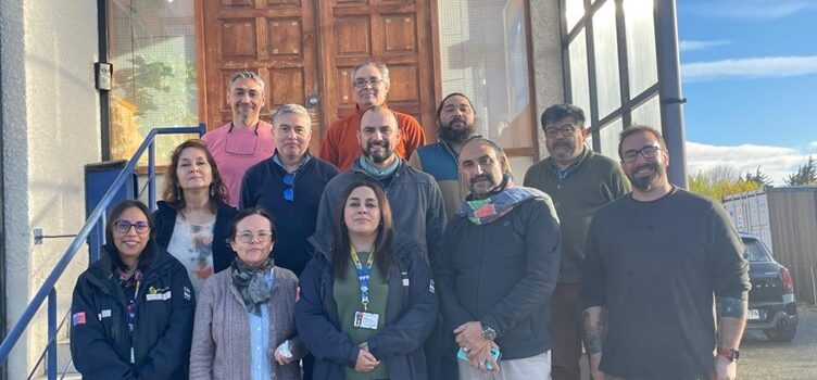 Nodo Ciencia Austral, IFOP y servicios públicos fortalecen  alianza para conservar ecosistemas acuáticos en Magallanes