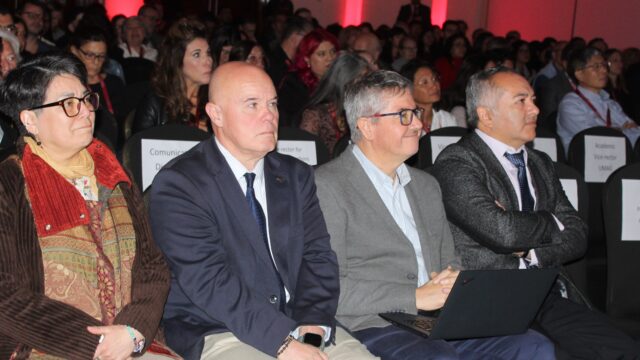 Conferencia sobre marea roja reúne en Punta Arenas a científicos de todo el mundo